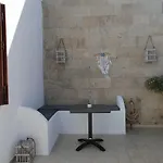 Eleftheria Lindian Ii Appart hôtel