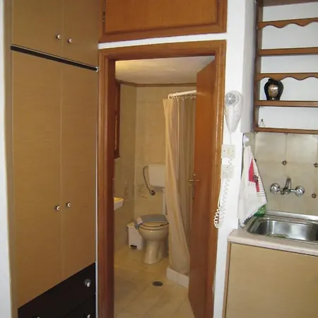 Hotel apartamentowy Eleftheria Lindian Ii Líndos