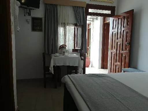 Eleftheria Lindian Ii 4*