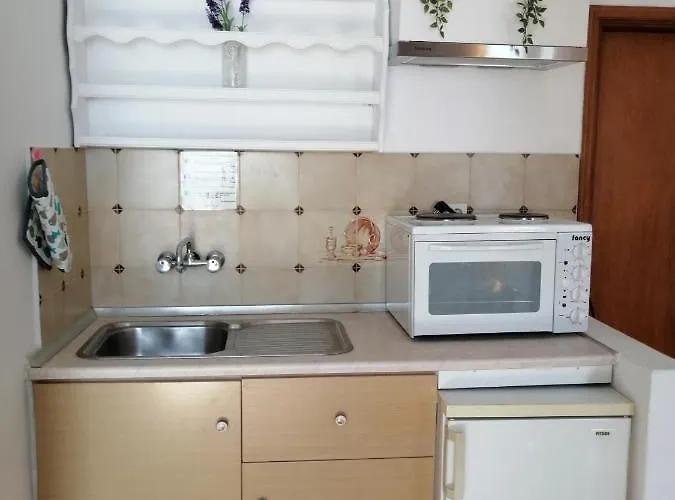 Hotel apartamentowy Eleftheria Lindian Ii Líndos