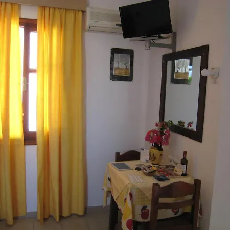 公寓式酒店 Eleftheria Lindian Ii 林都斯