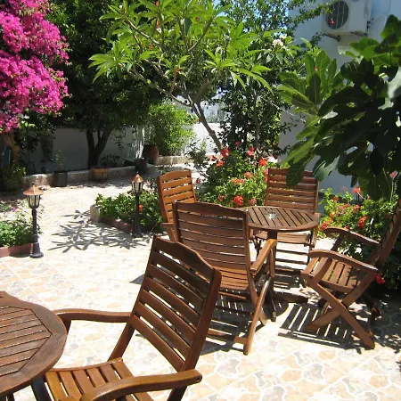 公寓式酒店 Eleftheria Lindian Ii