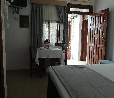 Eleftheria Lindian Ii 4*