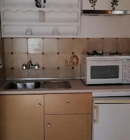 公寓式酒店 Eleftheria Lindian Ii 4*